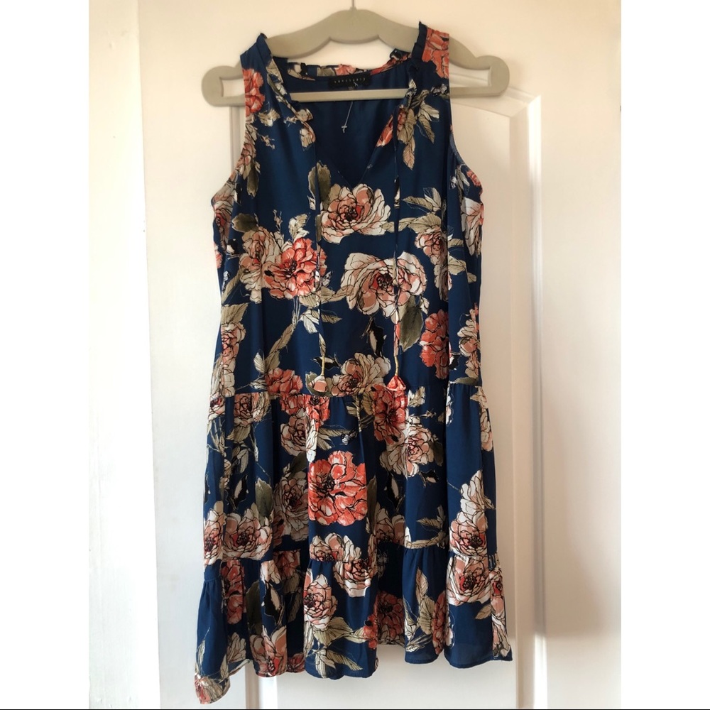 Floral shift dress